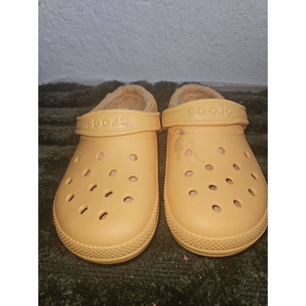 Crocs Classic Lined Clog Fuzzy Shoes Mustard Yellow Unisex [Size7]